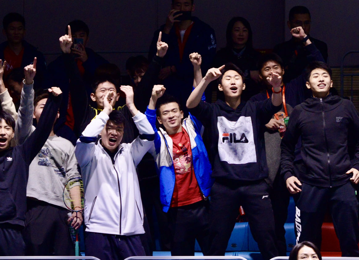 日本队碾压中国队，郑思维状态火热