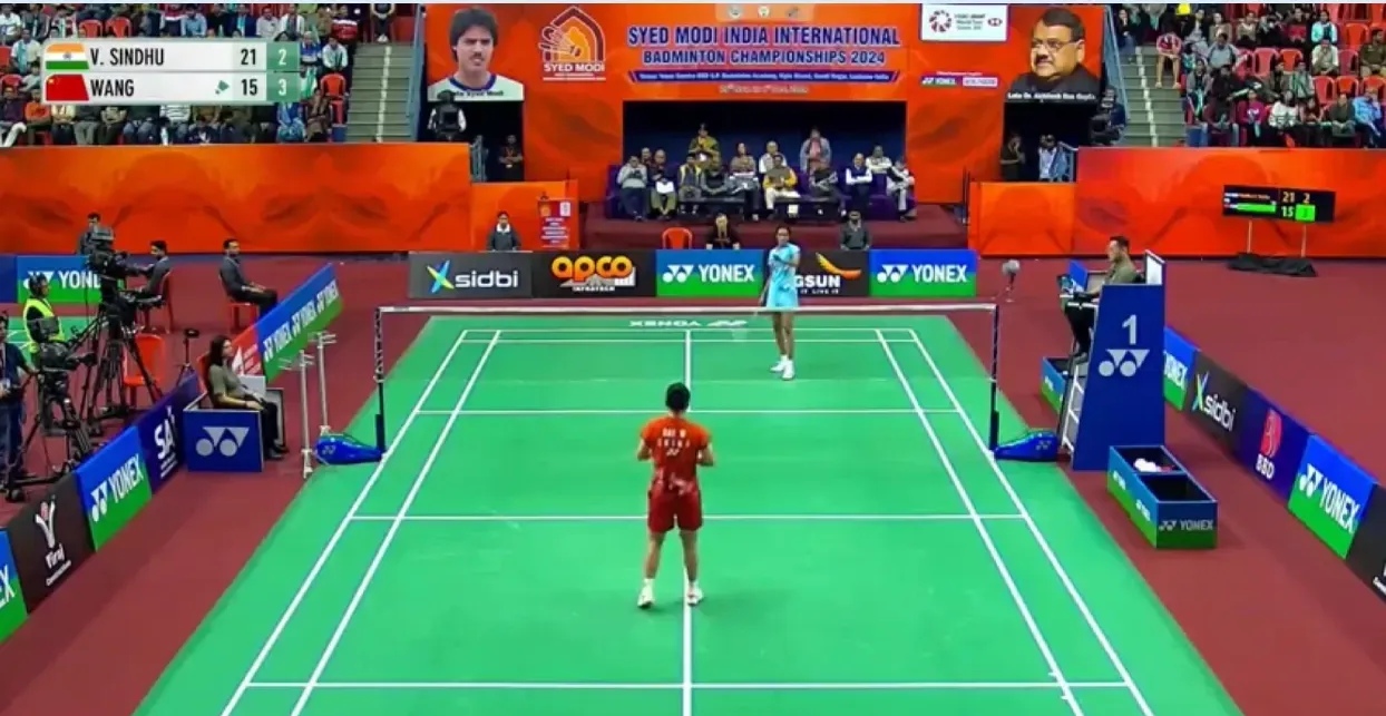 中国羽毛球队强势印度羽毛球队，辛杜惊艳世界