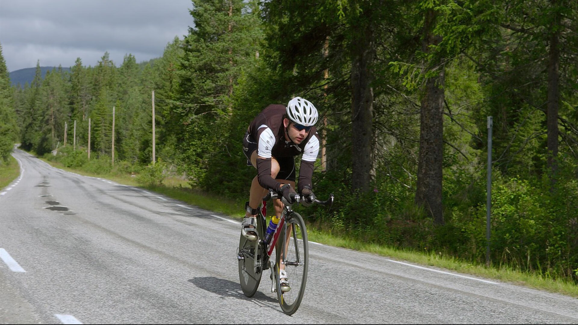 梅德韦杰夫年终总决赛险胜联合杯，点燃赛场激情之夜